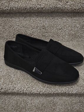 Classic Women Black Suede Slip-On Loafers CL by Laundry Size 6